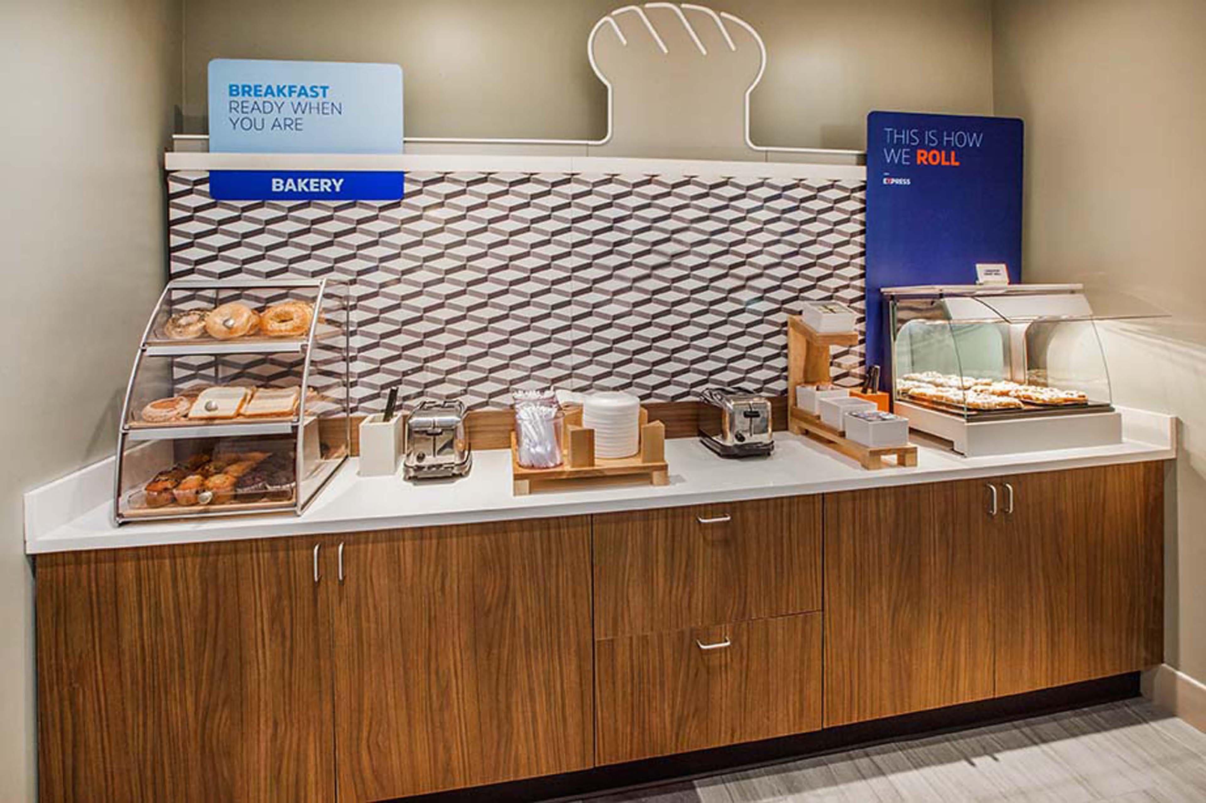 Holiday Inn Express Baton Rouge Downtown, An Ihg Hotel Bagian luar foto